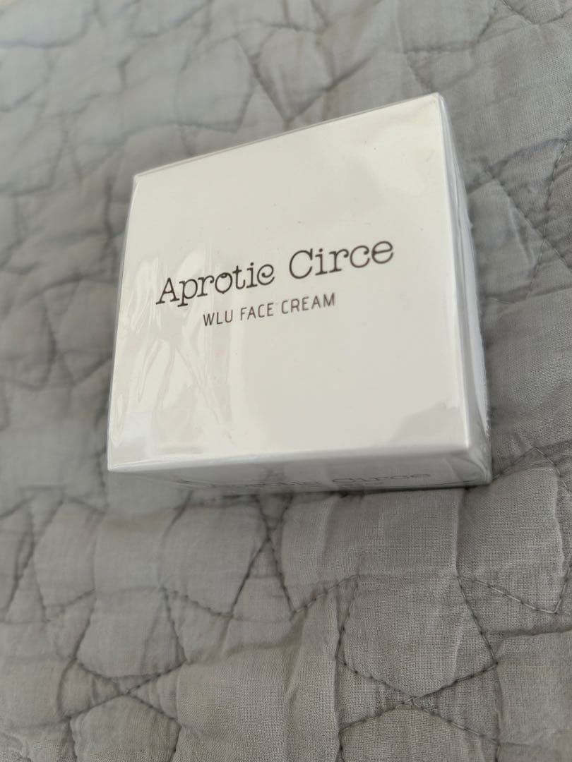 フェイスクリーム Aprotie Circe WLU FACE CREAM 30g