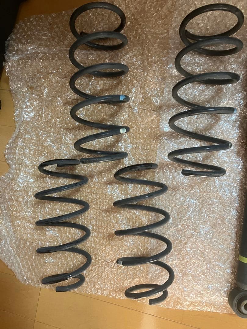 HA36S アルト F 純正 サスペンションフロントリア ショック　スプリング