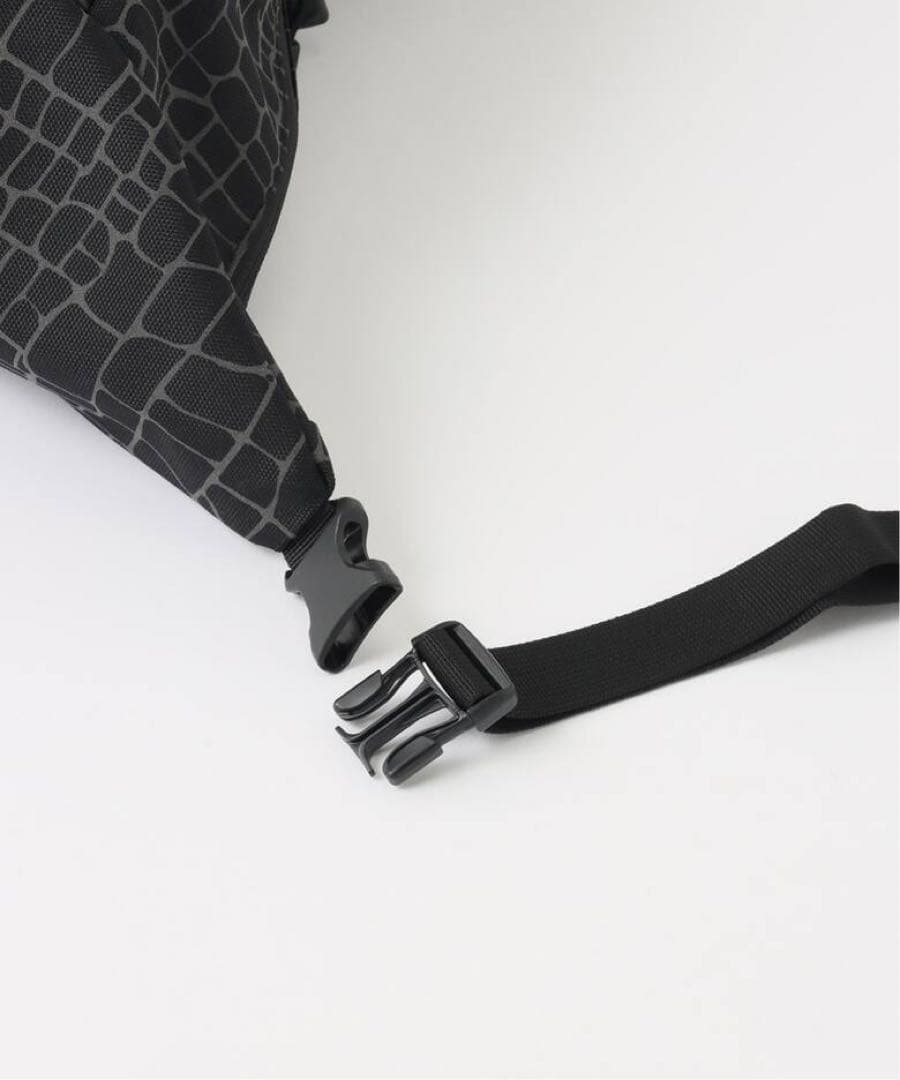 じゅんじゅんや様用　OVERLAND ショルダーバッグ　新品　スパイダーウェブ