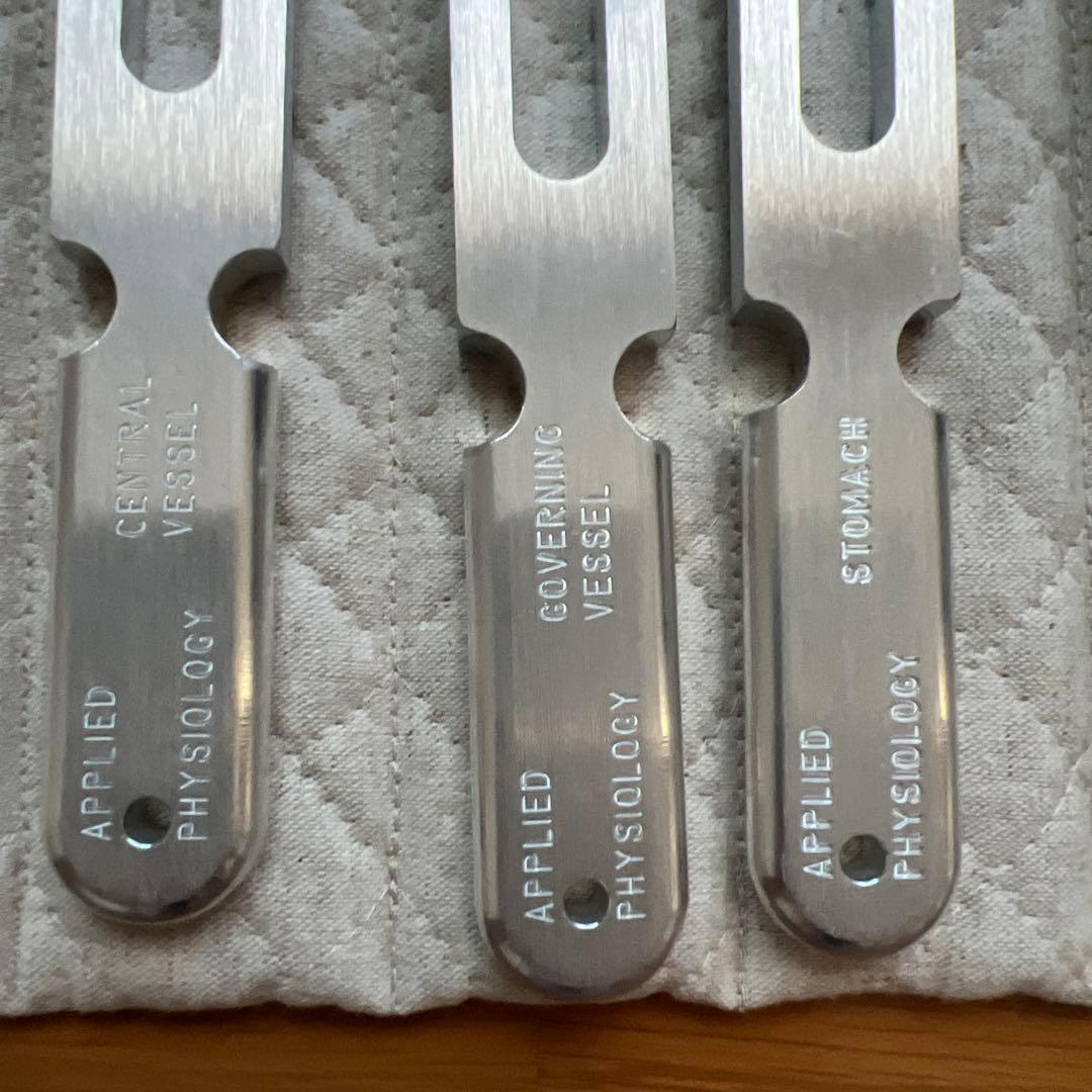 アプライドキネシオロジー　音叉