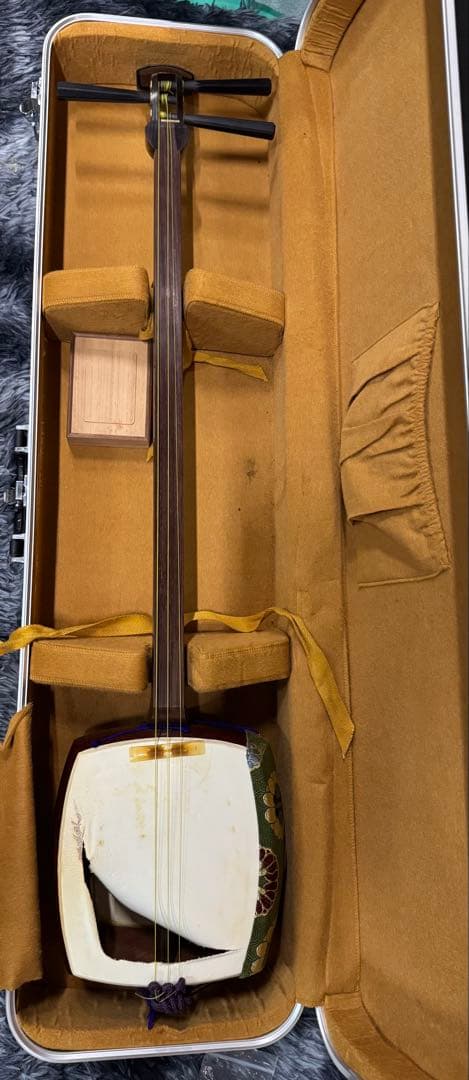 三味線　中棹　ハードケース　花梨