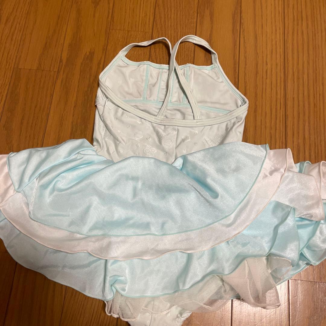 Chacott バレエレオタード 130K 水色 フリル付き