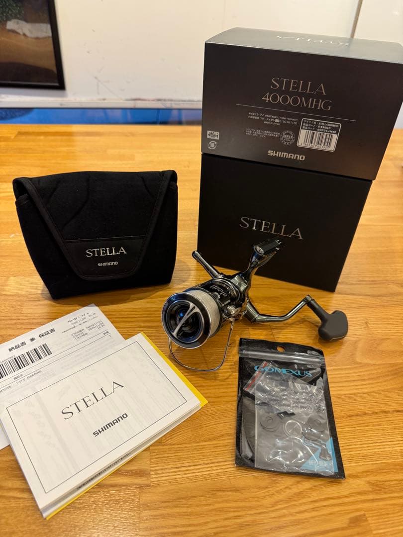 22 ステラ 4000MHG スピニングリール　STELLA