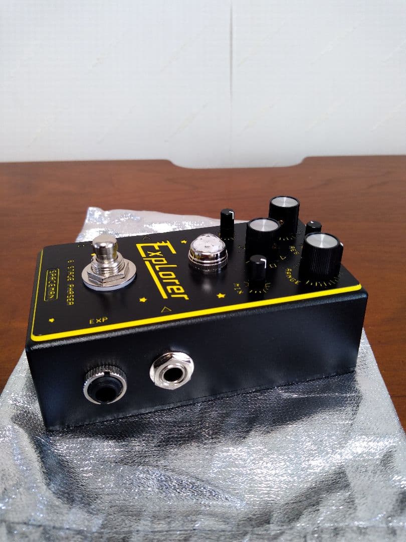 ギター Spaceman Effects / Explorer