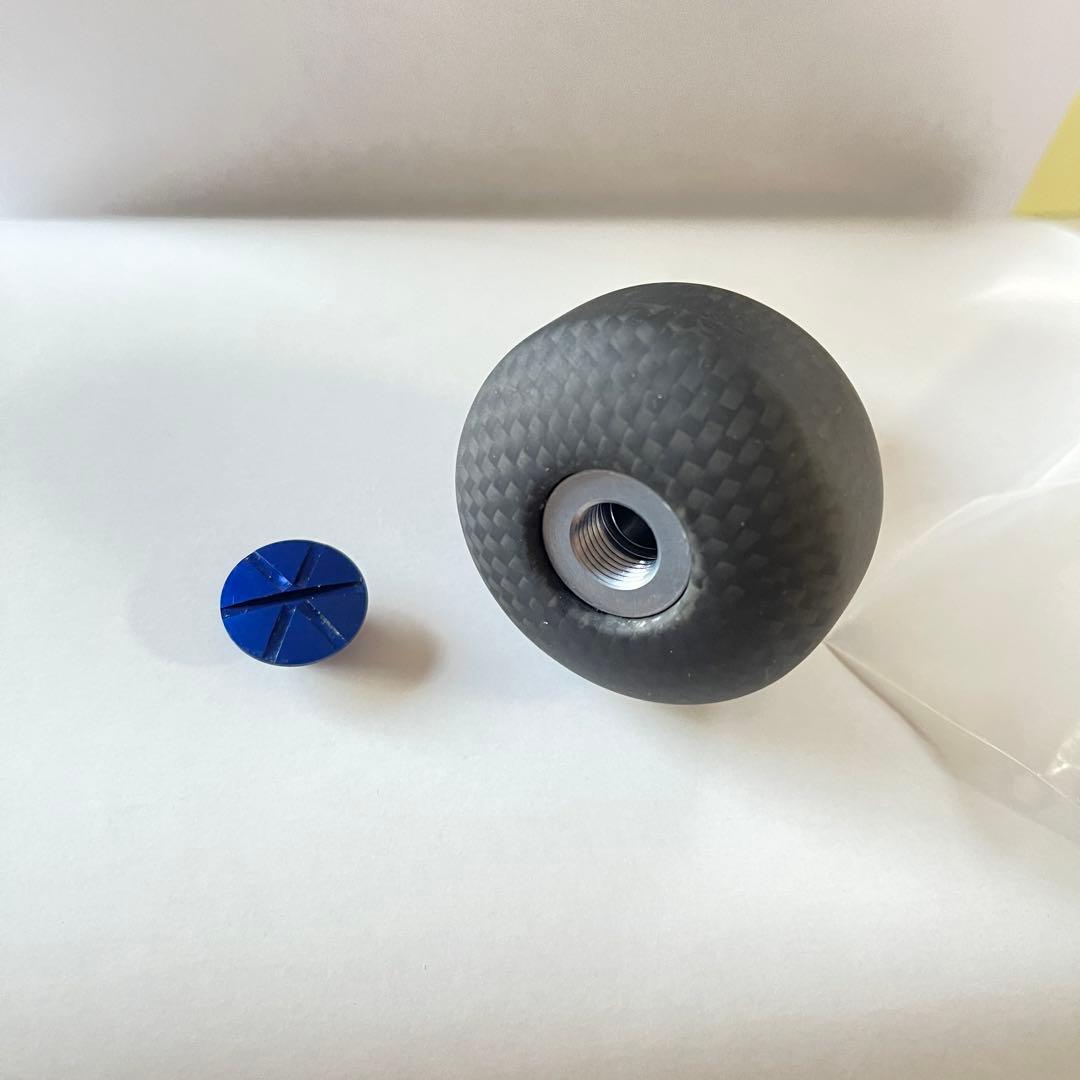 スタジオコンポジット　カーボンパワーラウンドシェープノブ XL　青