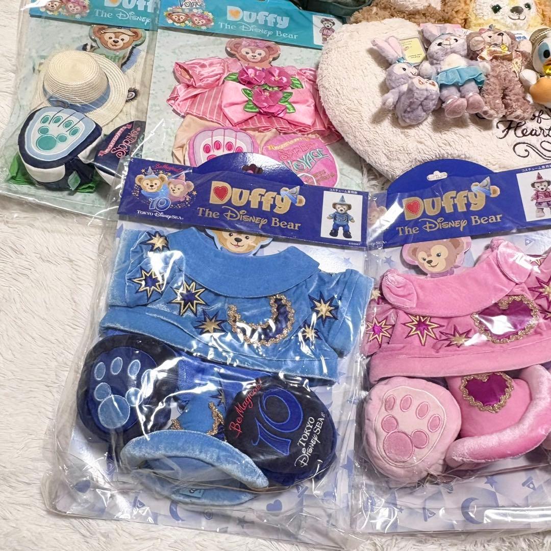 ディズニー　ダッフィー　ステラルー　ぬいぐるみバッジ　コスチューム　まとめ売り