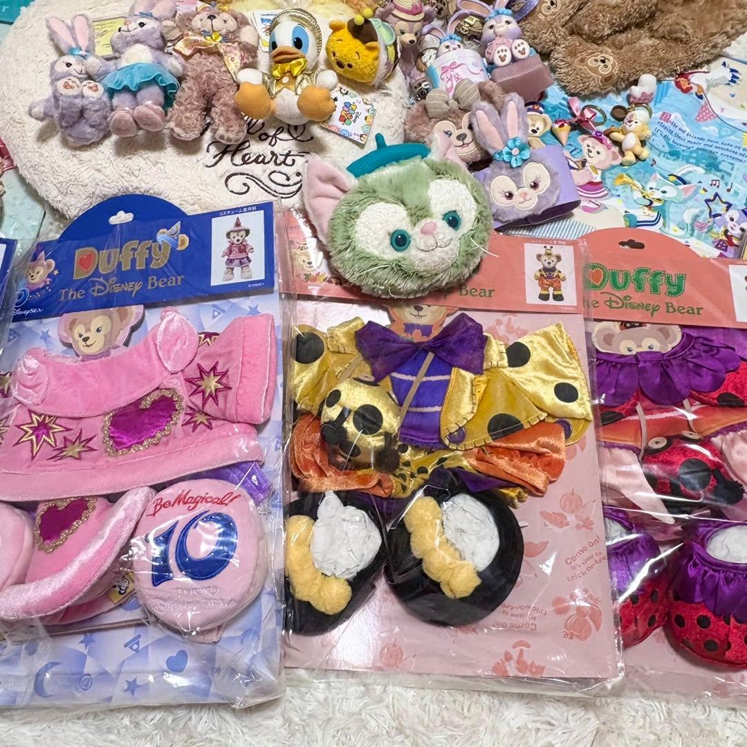 ディズニー　ダッフィー　ステラルー　ぬいぐるみバッジ　コスチューム　まとめ売り