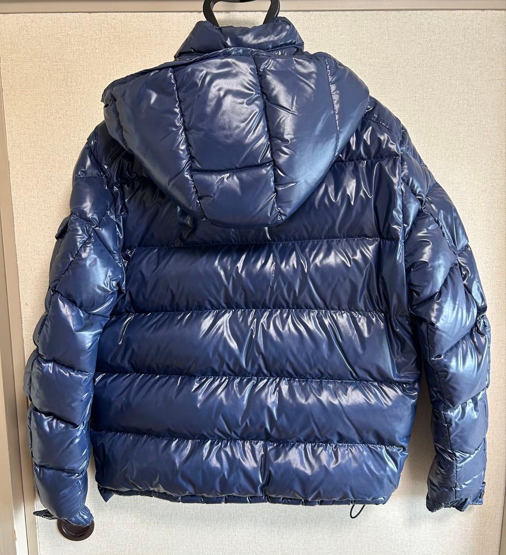 ⭐︎ スメラギ 123 ⭐︎MONCLER MAYA ネイビー　フード付き