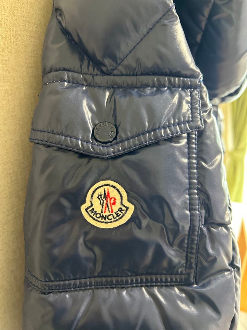 ⭐︎ スメラギ 123 ⭐︎MONCLER MAYA ネイビー　フード付き