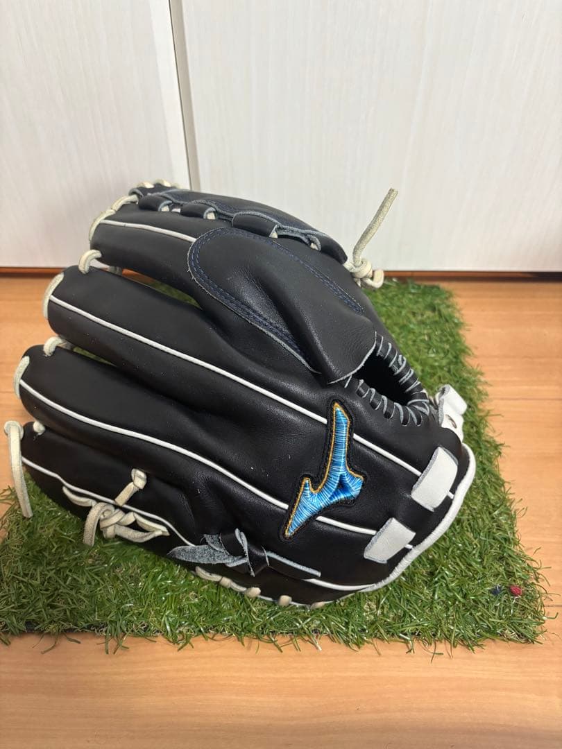 岸モデル　ミズノプロ ダイバーシティブルー　投手　オーダーグラブ