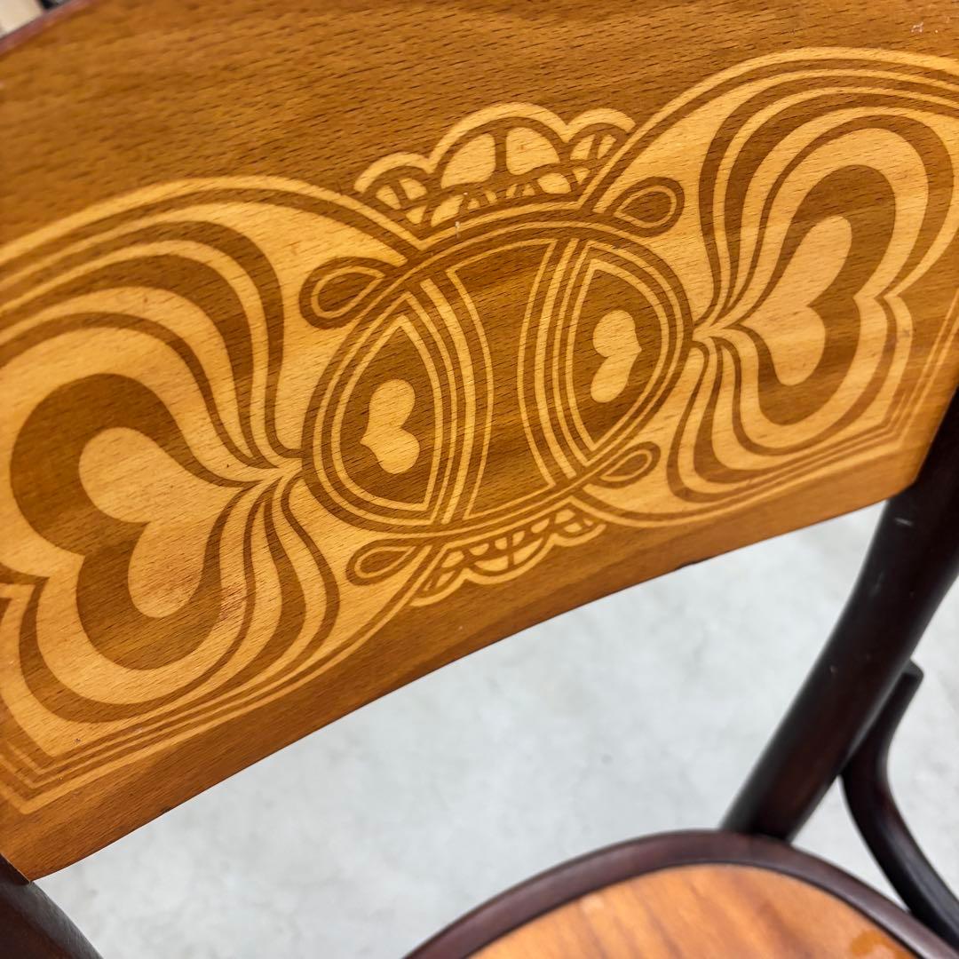 ポーランド製 木製ダイニングチェア 彫刻座面 ビンテージ アンティーク