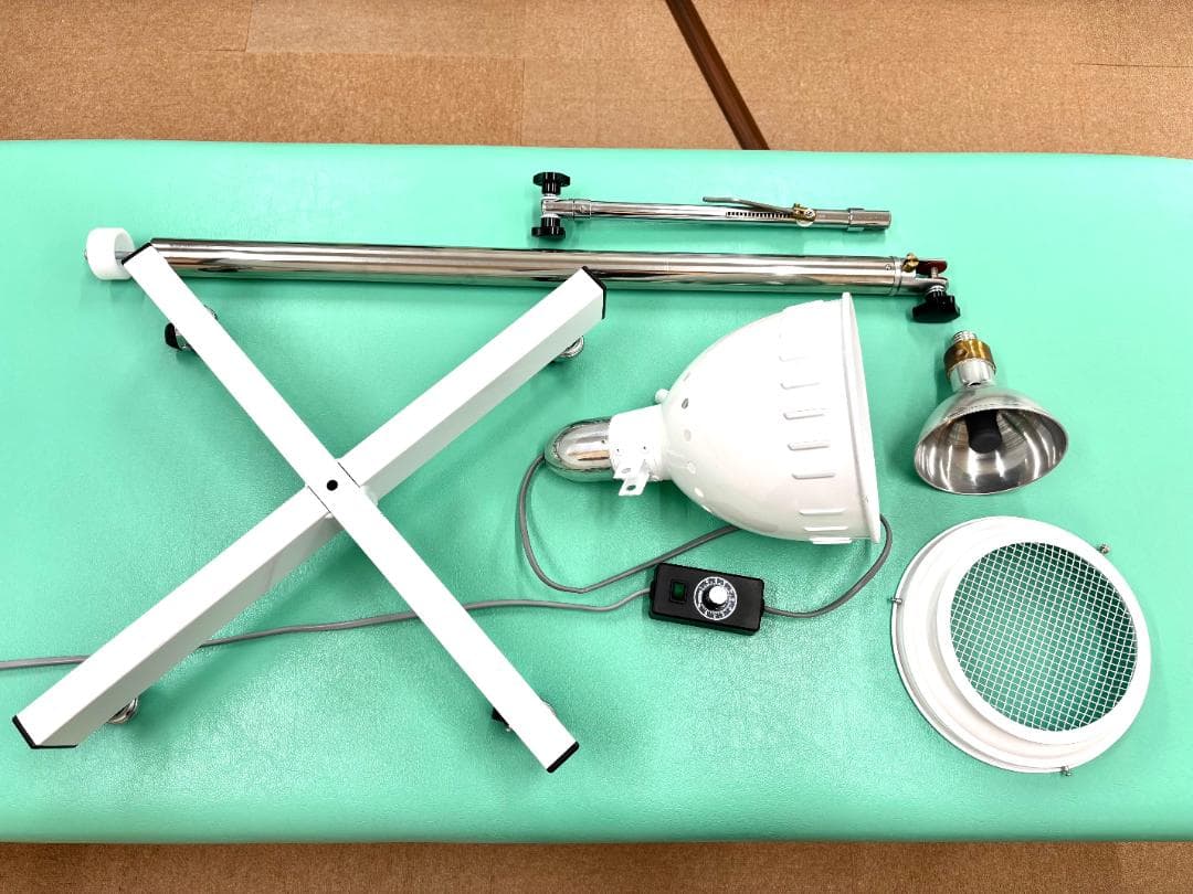 赤外線灯 治療器 lR-2 アルファトロン（遠赤外線ランプ付き）