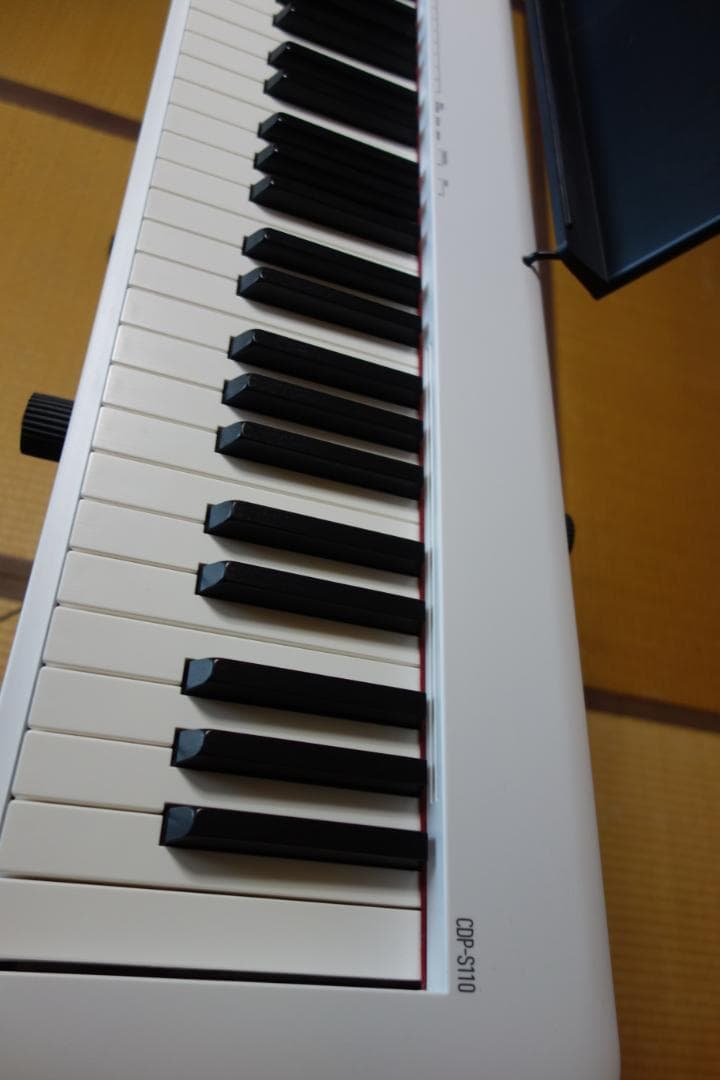 CASIO CDP-S110ホワイト　電子ピアノ