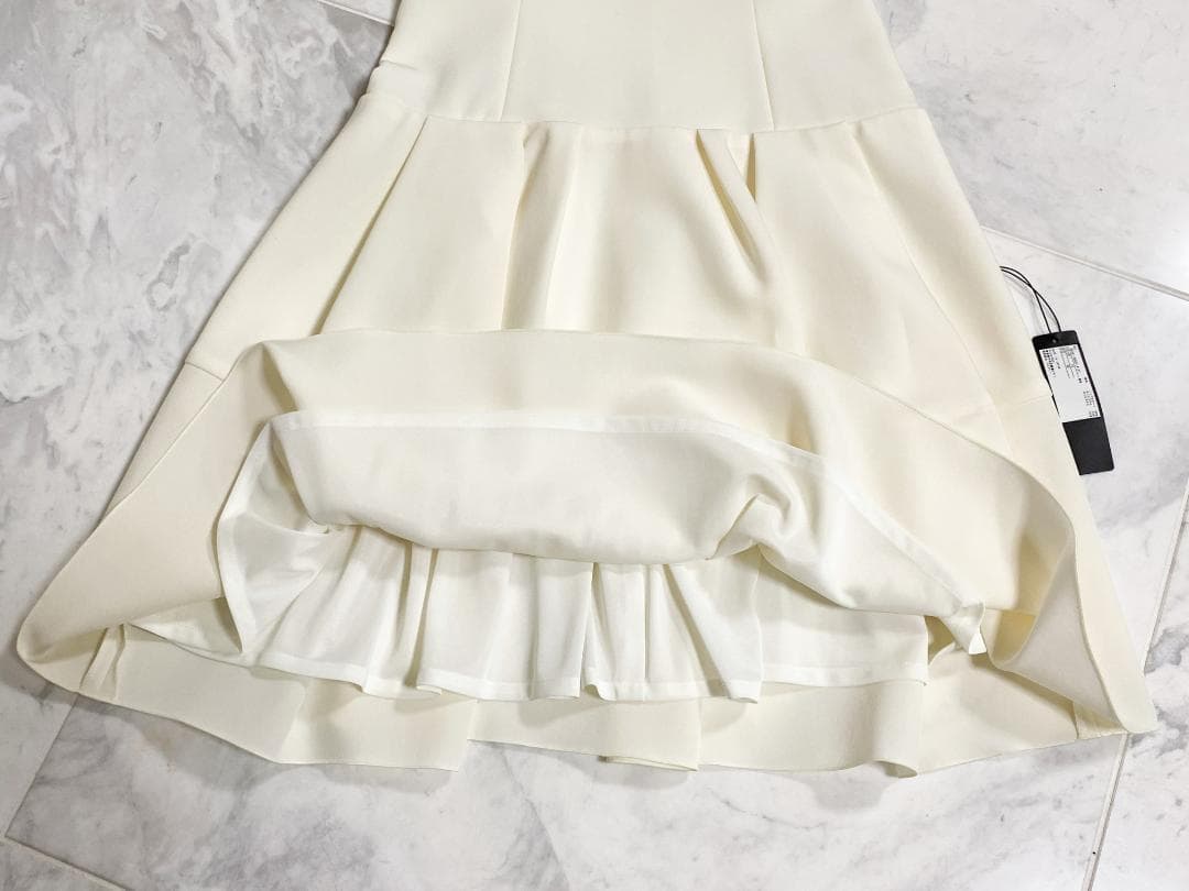 マルク未使用級★FOXEY/フォクシーマットストレッチグログラン 38