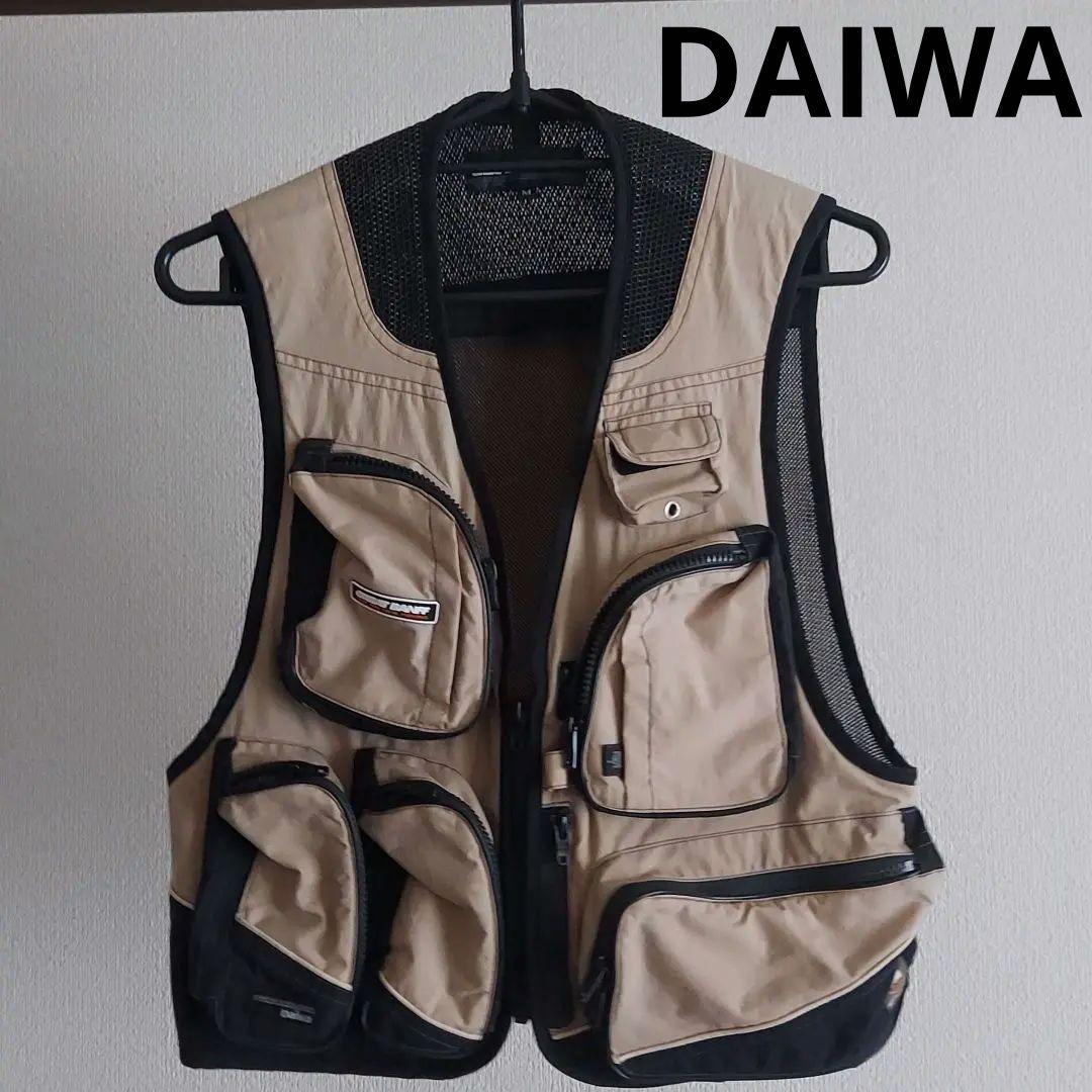 フィッシングベスト　Daiwa