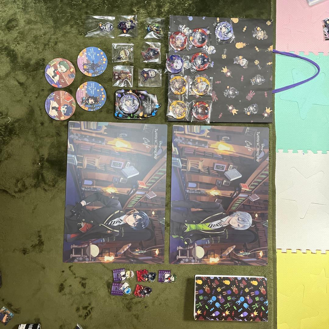 ツイステッドワンダーランド　コラボカフェカフェ　グッズ　31点