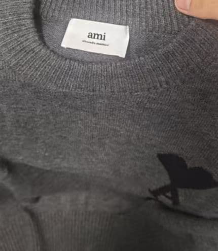 新品 AMI PARIS グレー ハート刺繍 クルーネックセーター L