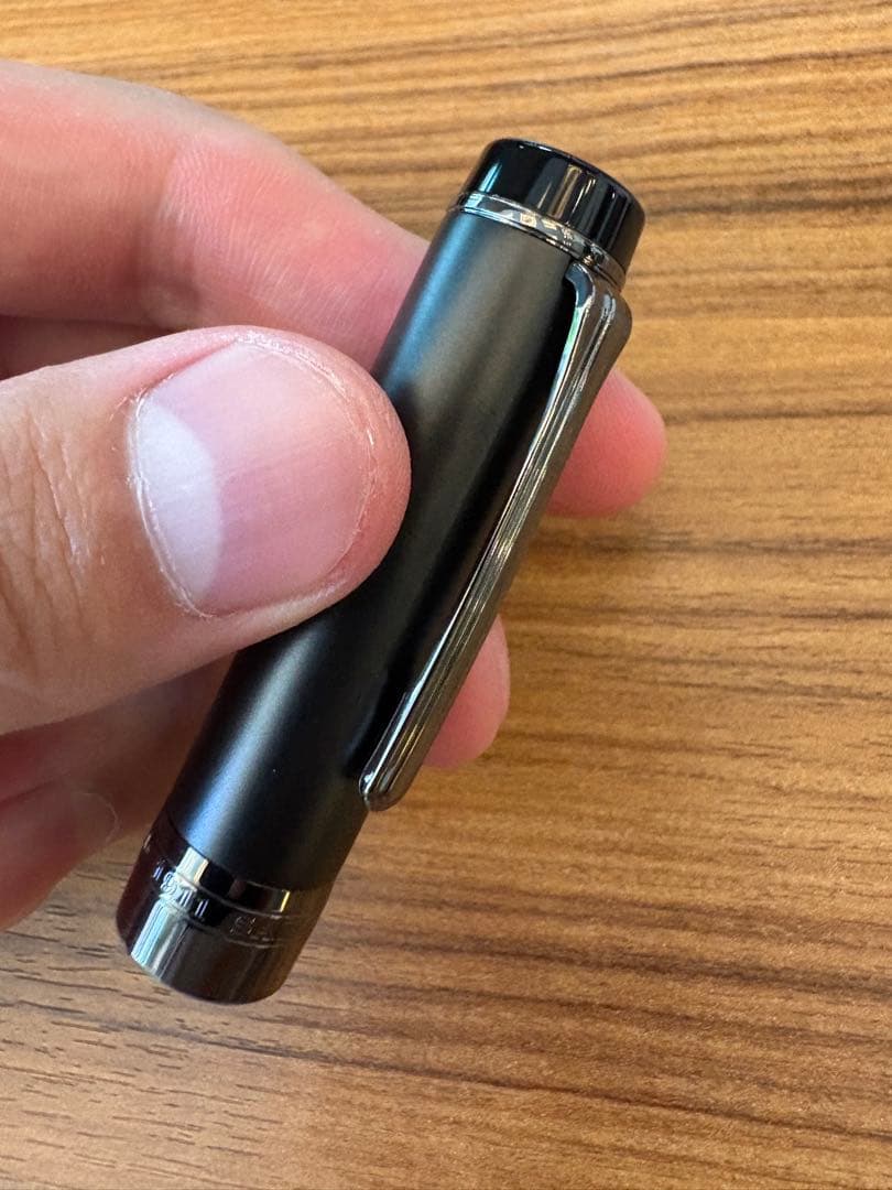 【最終値下】SAILORセーラー万年筆 CYLINT マットブラックステンレス