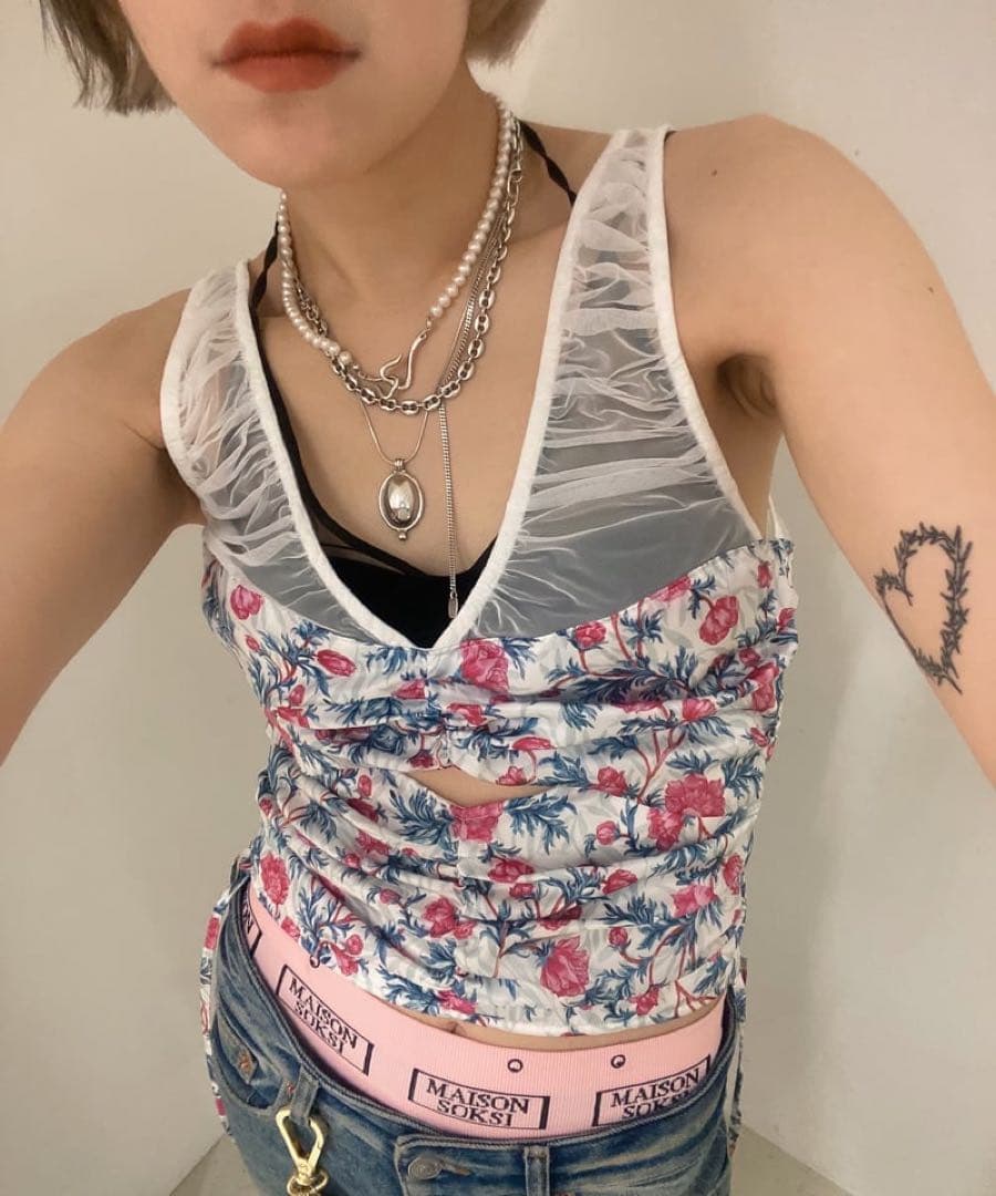 トップス fetico FLOWER PRINT GATHERED TOP