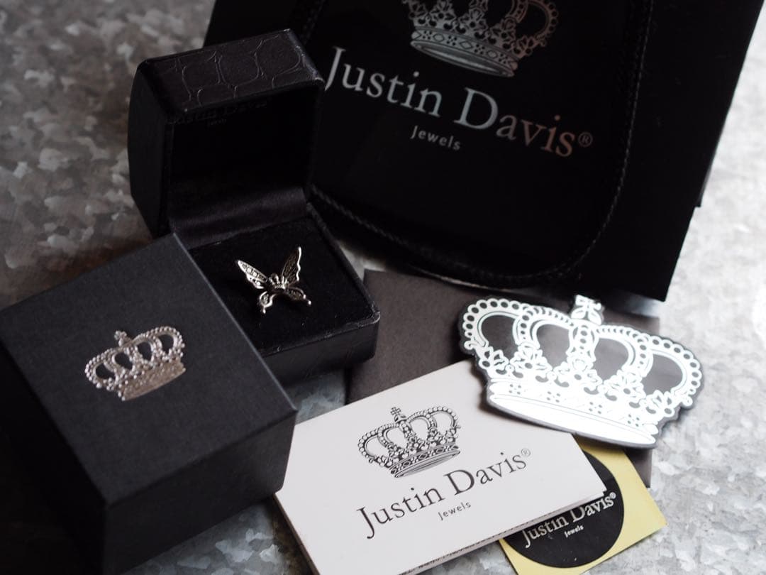 廃盤品JUSTINDAVIS CROWN BUTTERFLYピアス 蝶　ピアス