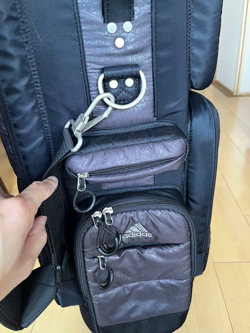 美品アディダス　COREカートキャディバッグ8 QR743 ペイズリー柄　9型