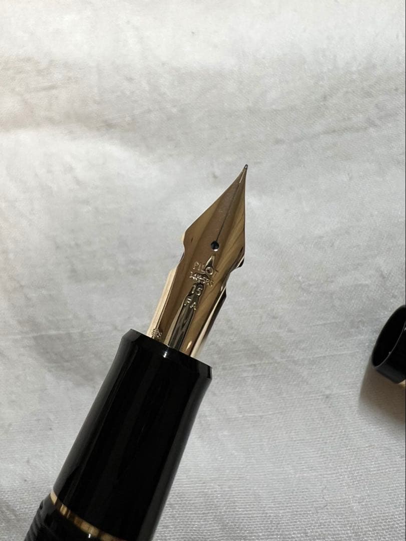 カスタム743 FA（フォルカン）　パイロット万年筆