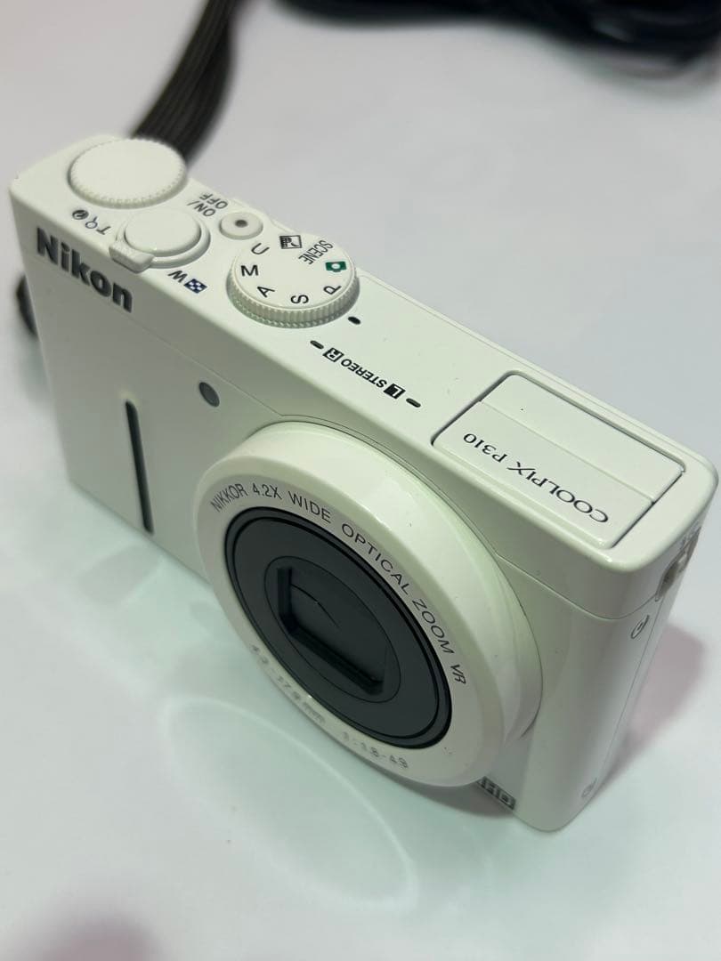 Nikon Coolpix ニコン　クールピクスP310 デジタルカメラ