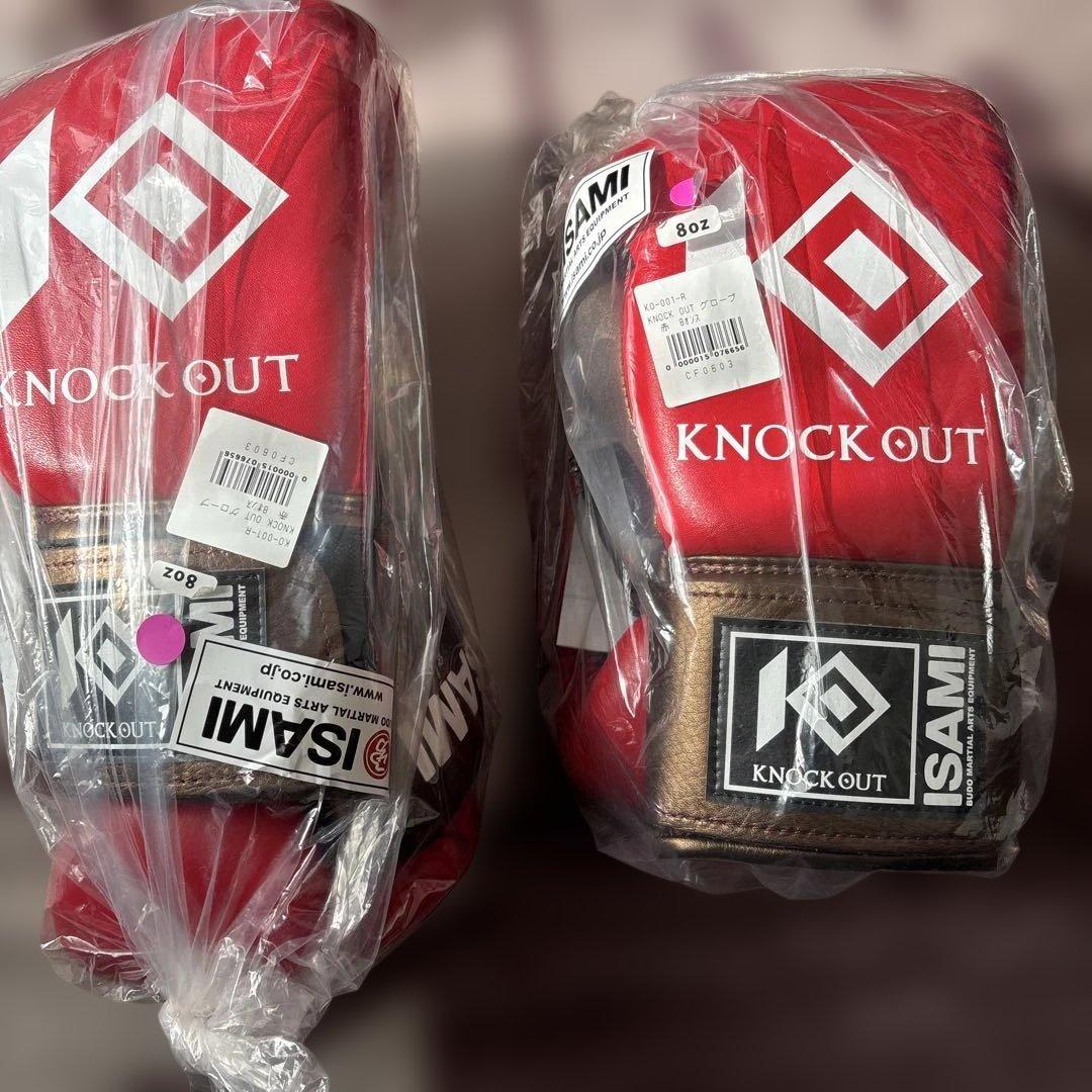 ISAMI KNOCKOUT ボクシンググローブ 8 oz