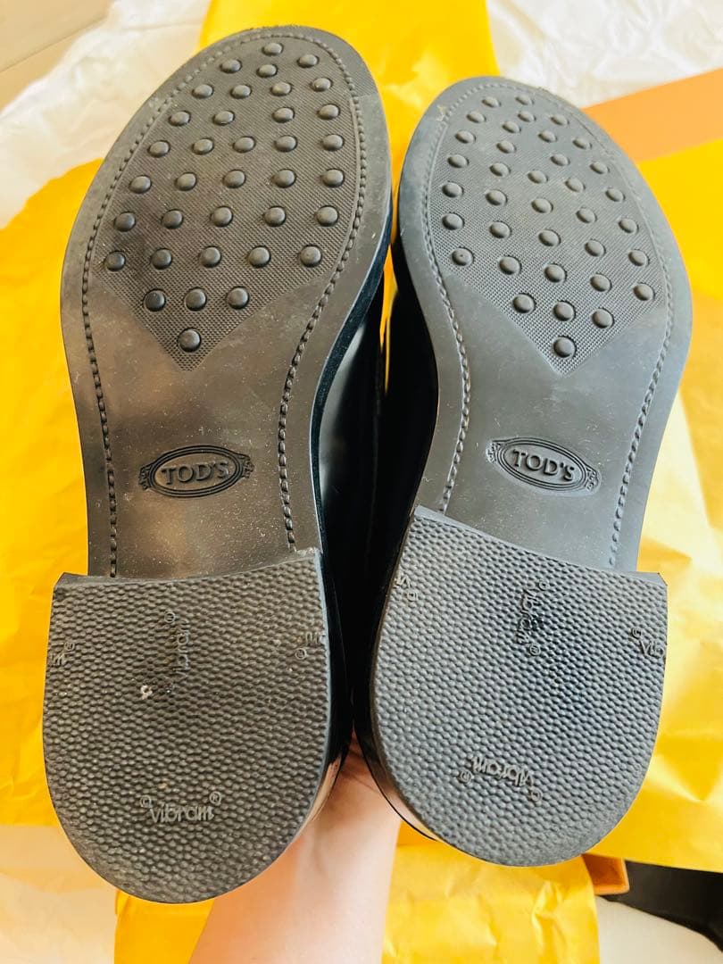 【美品】TOD'S トッズケイトローファーブラック サイズ37