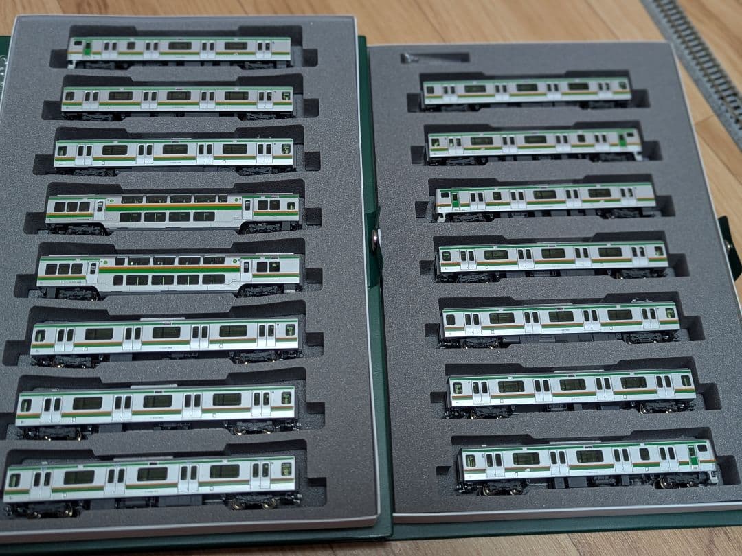 KATO Nゲージ E231系 東海道線・湘南新宿ライン 15両セット