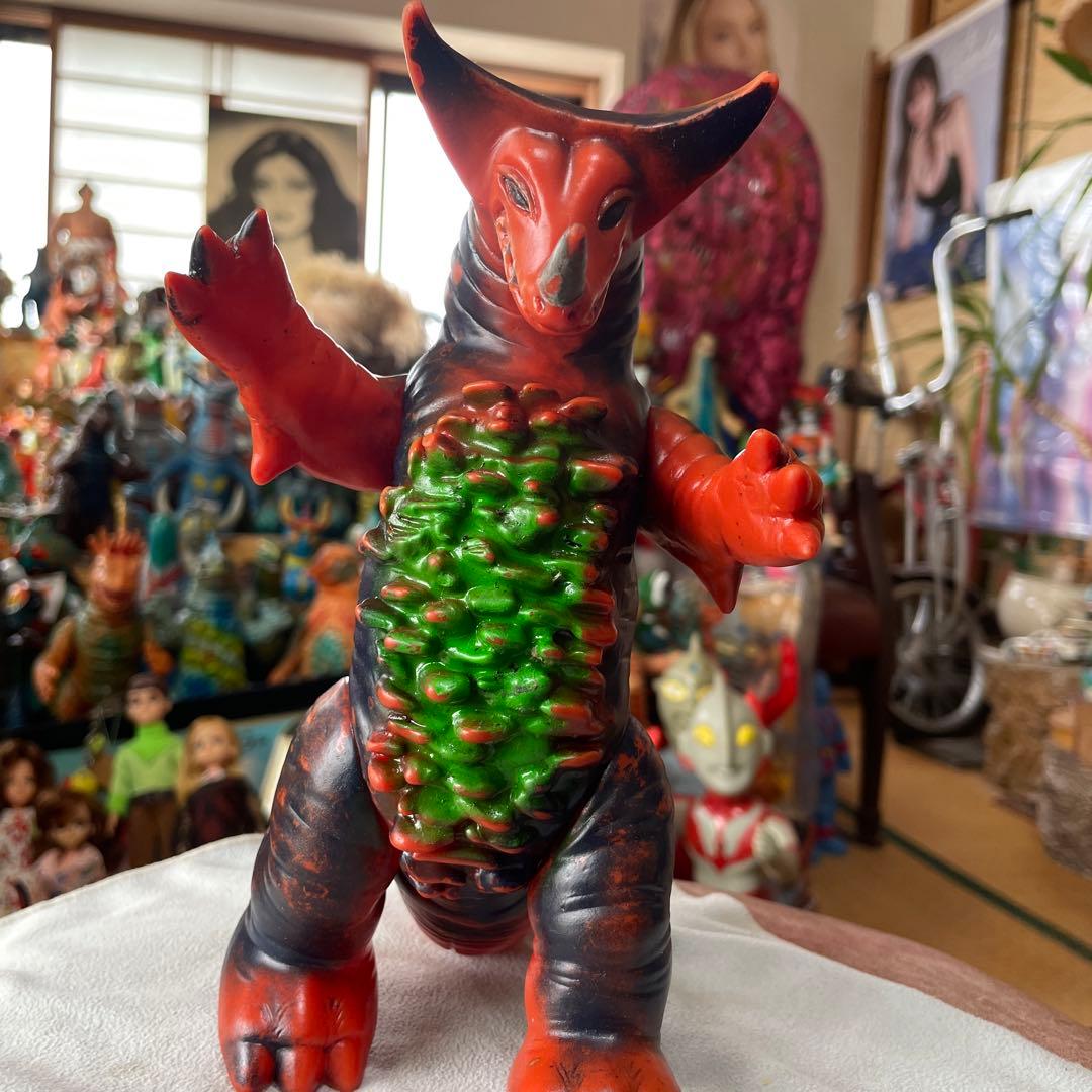 当時物　ブルマーク　ゴモラ スタンダードサイズ (1967年発売)