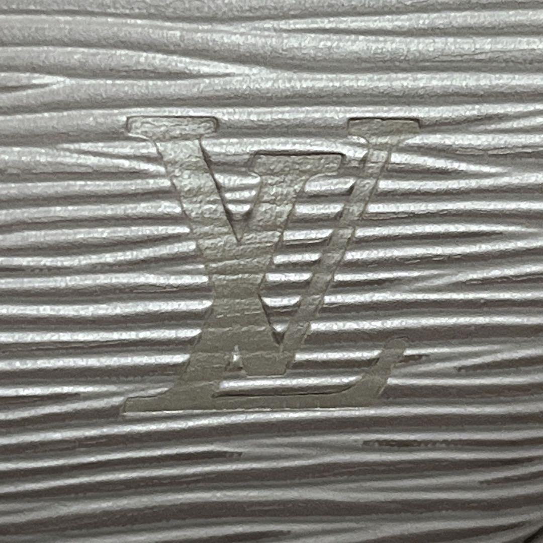 ルイヴィトン　ハンドバッグ　ジャスミン　エピ　型押しロゴ　ラベンダー　ライラック