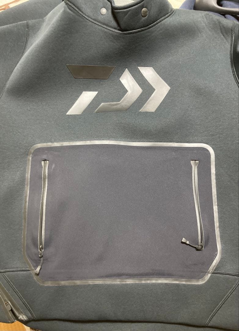 ダイワ　プルオーバーパーカー撥水防寒実寸Ｌ