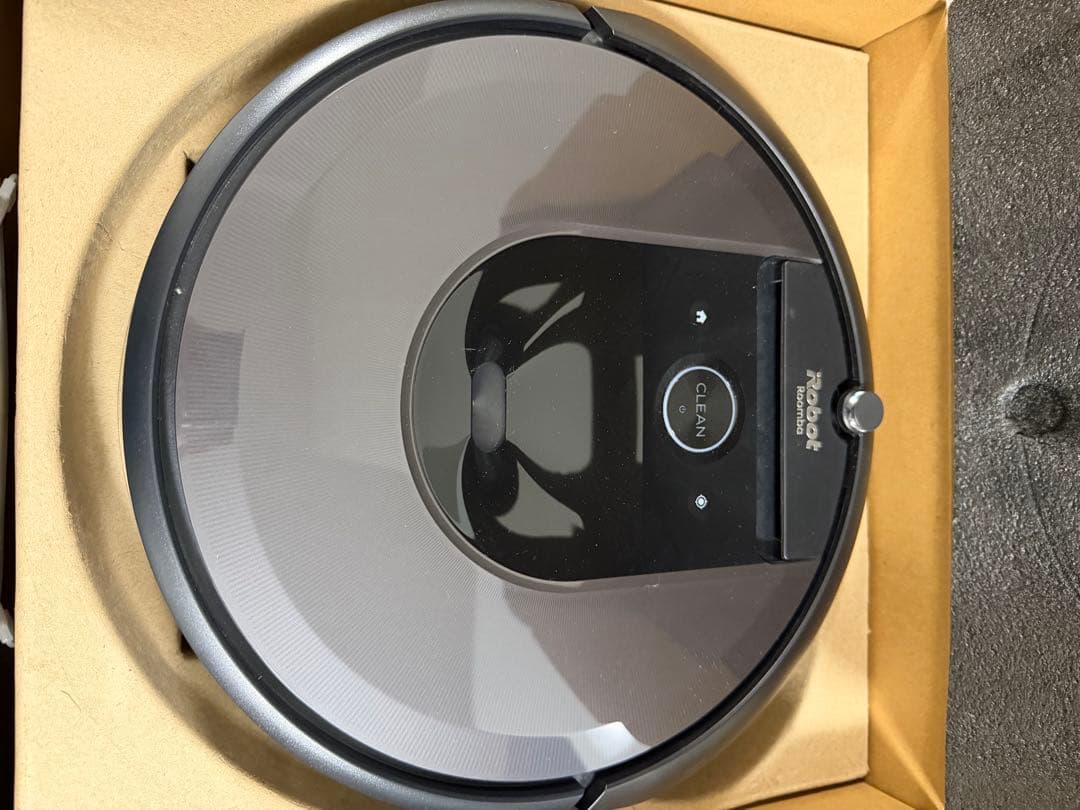 iRobot Roomba i7+ 自動ゴミ収集機能付き