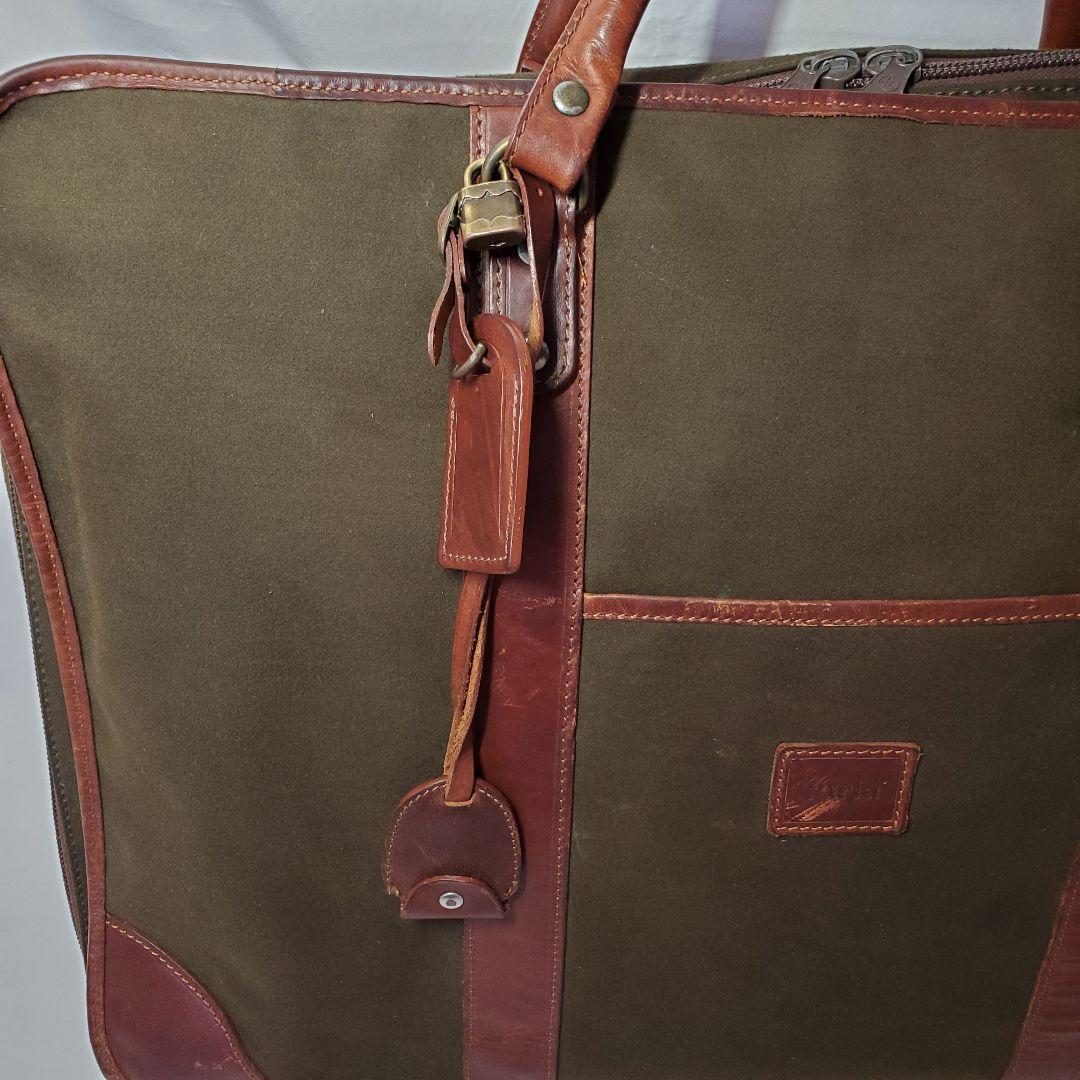 【希少】フルラ　旅行用　鍵つき　大容量　キャリーケース