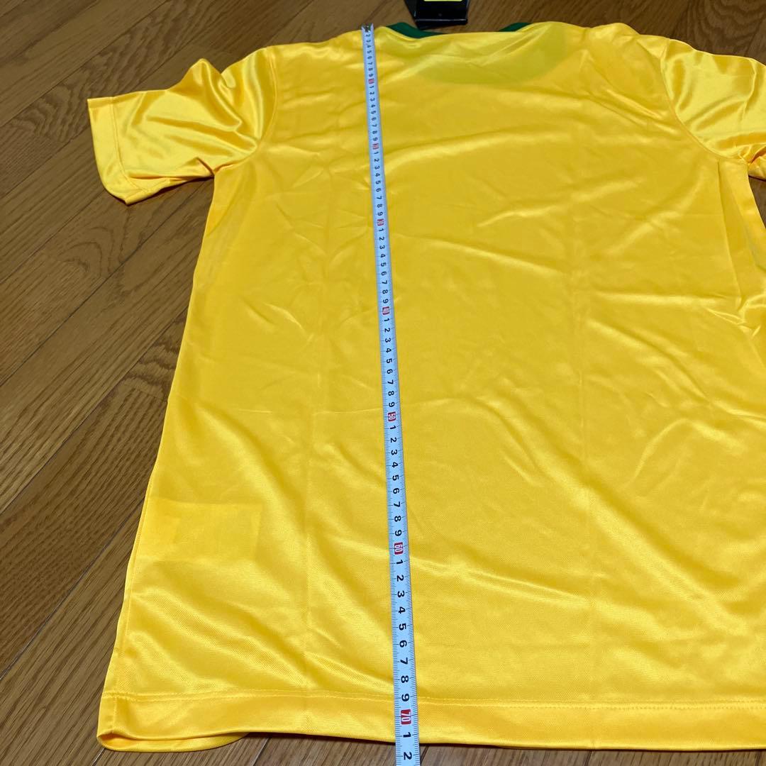 Nike製ブラジル代表シャツ 2014 ＳDri-FIT素材　ナイキ　サッカー