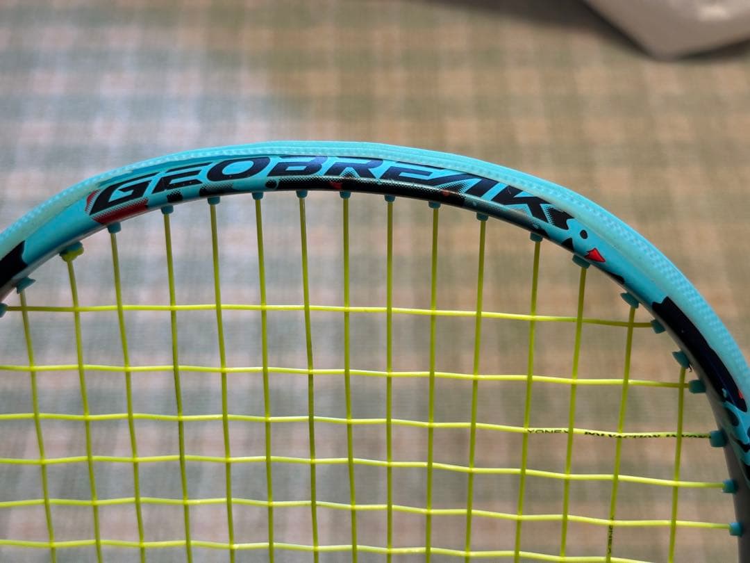 ヨネックス　ジオブレイク70s UL0