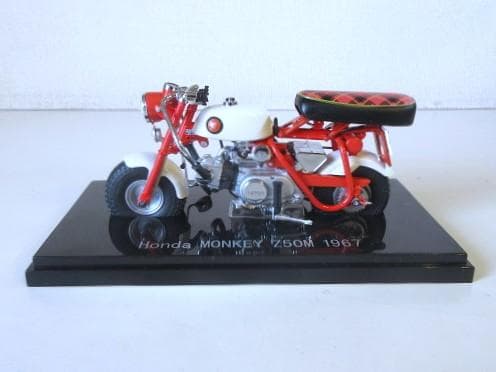 特価 EBBRO (1/10) ホンダ Monkey Z50M