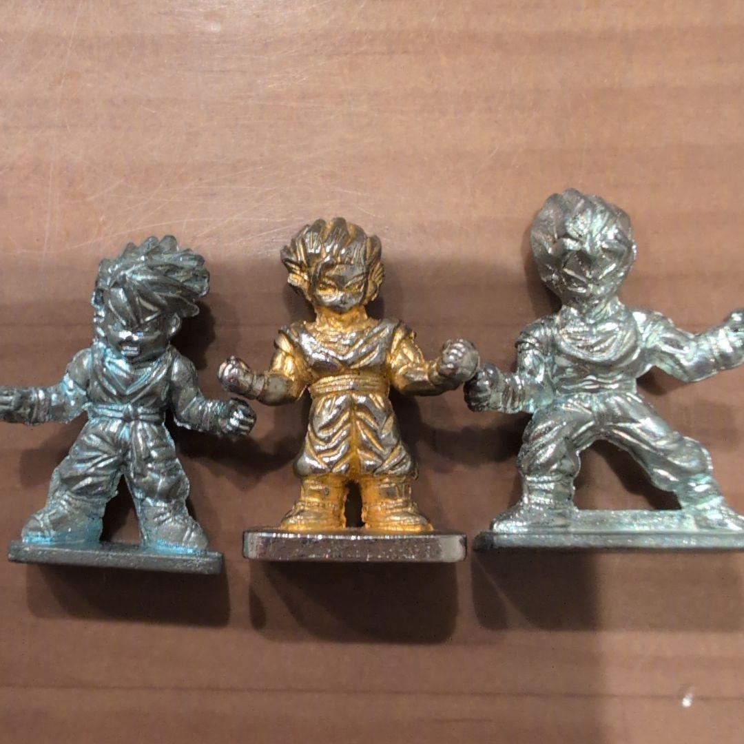 ドラゴンボール　メタルフィギュア