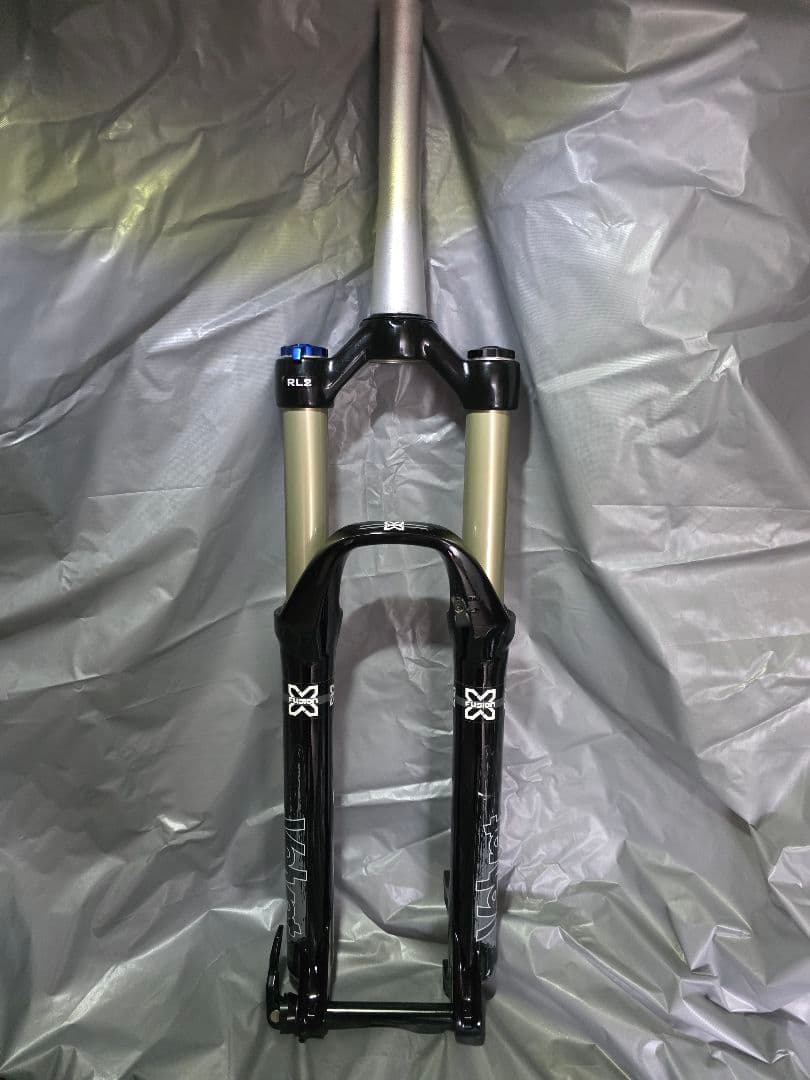 X-FUSION Velvet　エアサスペンションフォーク