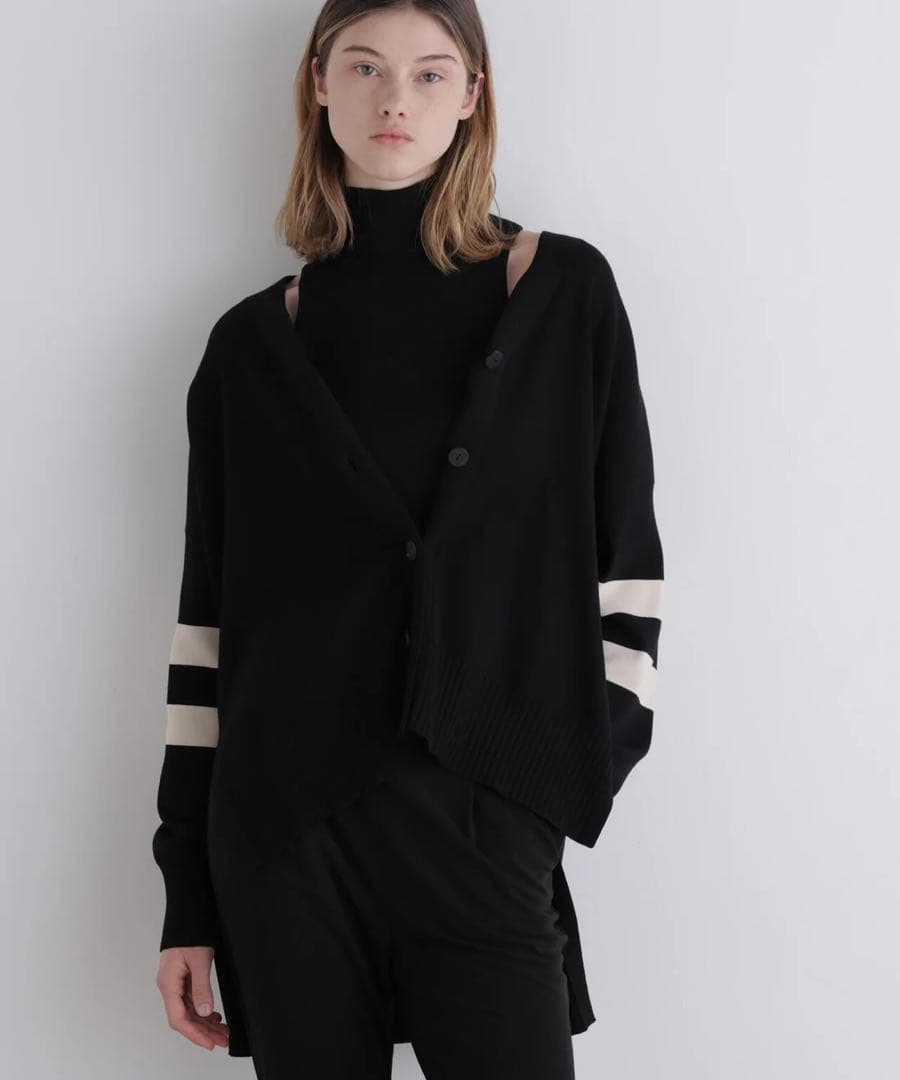 【25AW】　今季　新品タグ付　ルフィル　カーディガン