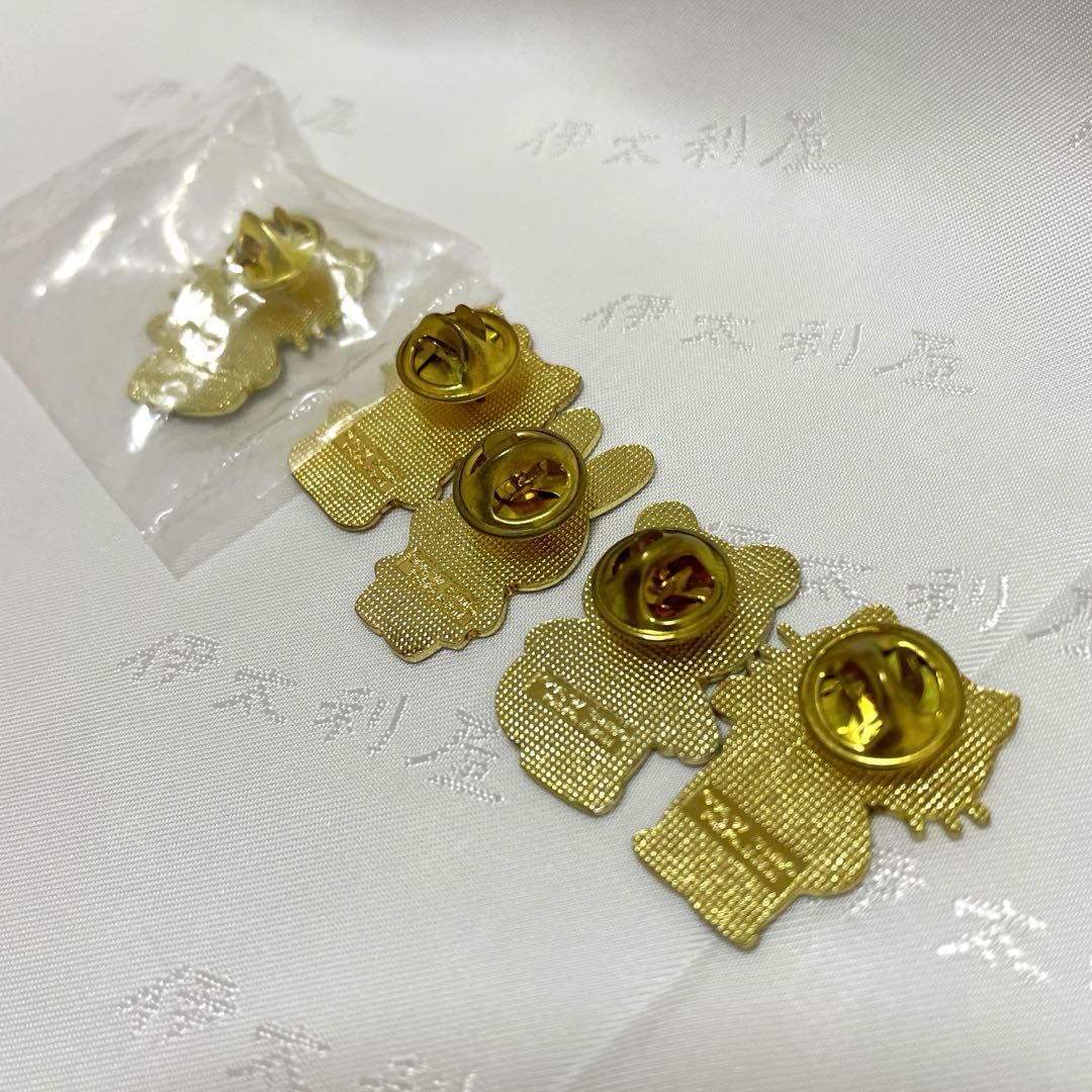 【当時物】サンリオ　1997年製　ハローキティ キャシー　ピンバッジ　激レア‼️