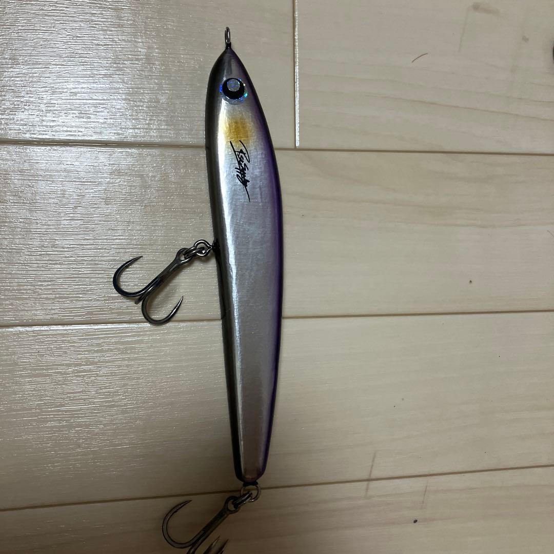 RST SUPPLY RST サプライ　ネズール240 NEZUL240