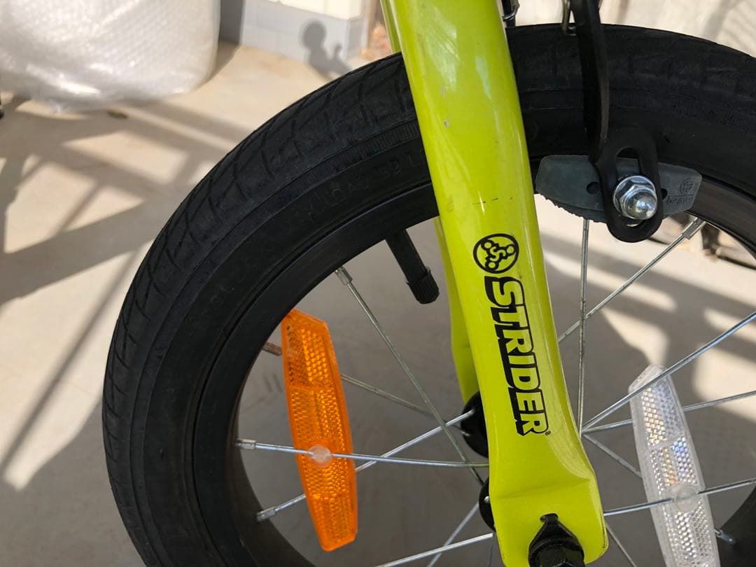 ストライダー　14x イエロー STRIDER