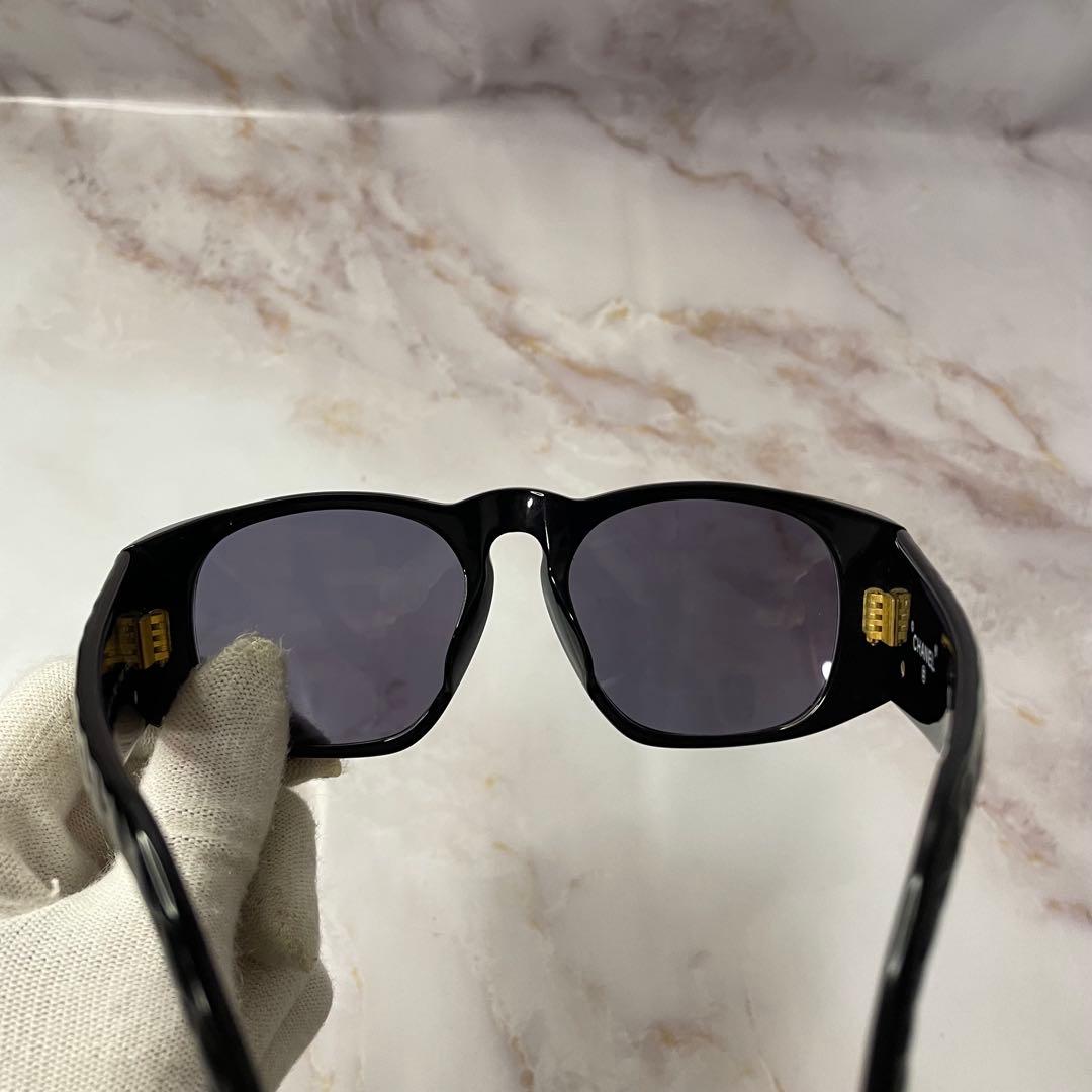 CHANELオールドシャネル ココマーク マトラッセ Y2K ロゴ サングラス