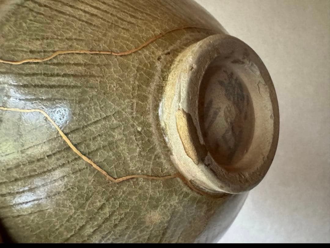 南宋時代　珠光青磁　茶碗　金継ぎあり　極め箱付