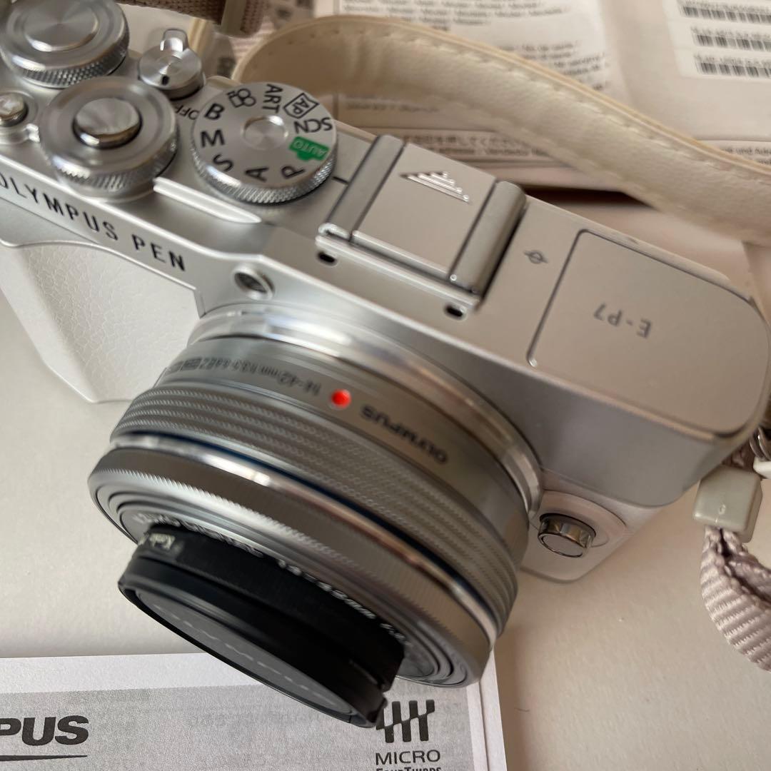 オリンパス E-P7 PEN EZダブルズームキット ミラーレス一眼