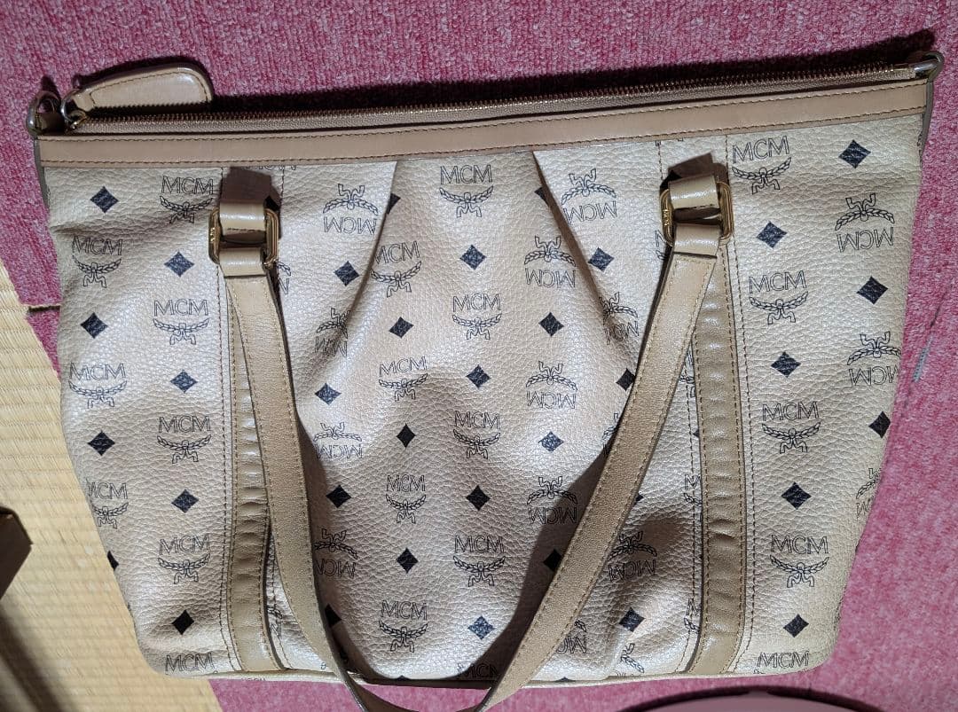 MCM ロゴプリント トートバッグ ベージュ