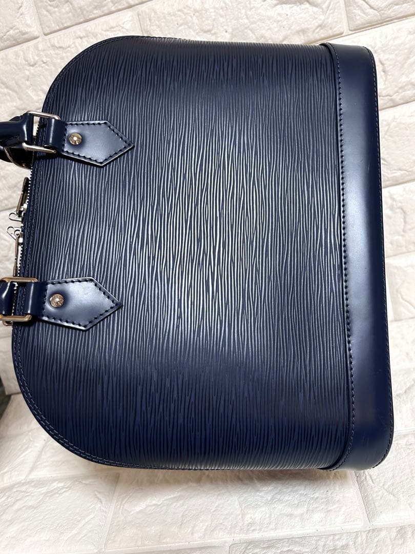 【美品】LOUIS VUITTON エピ　アルマ　ハンドバッグ　南京錠　鍵付き