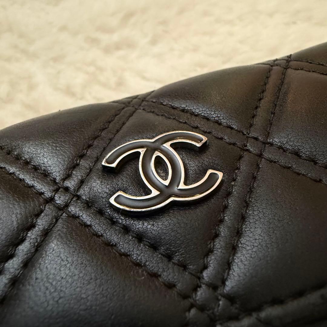 シャネル　マトラッセ　カードケース　名刺入れ　黒　ブラック　ミニ財布　20番台